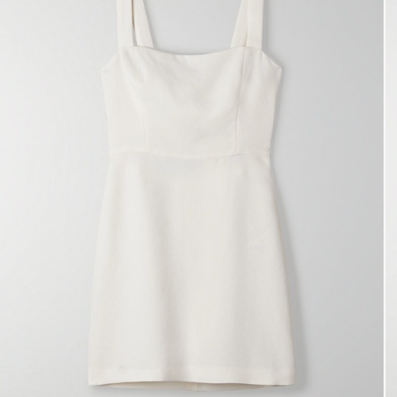 Aritzia Dresses & Skirts - Aritzia Wilfred Ecoulement Dress White Birch